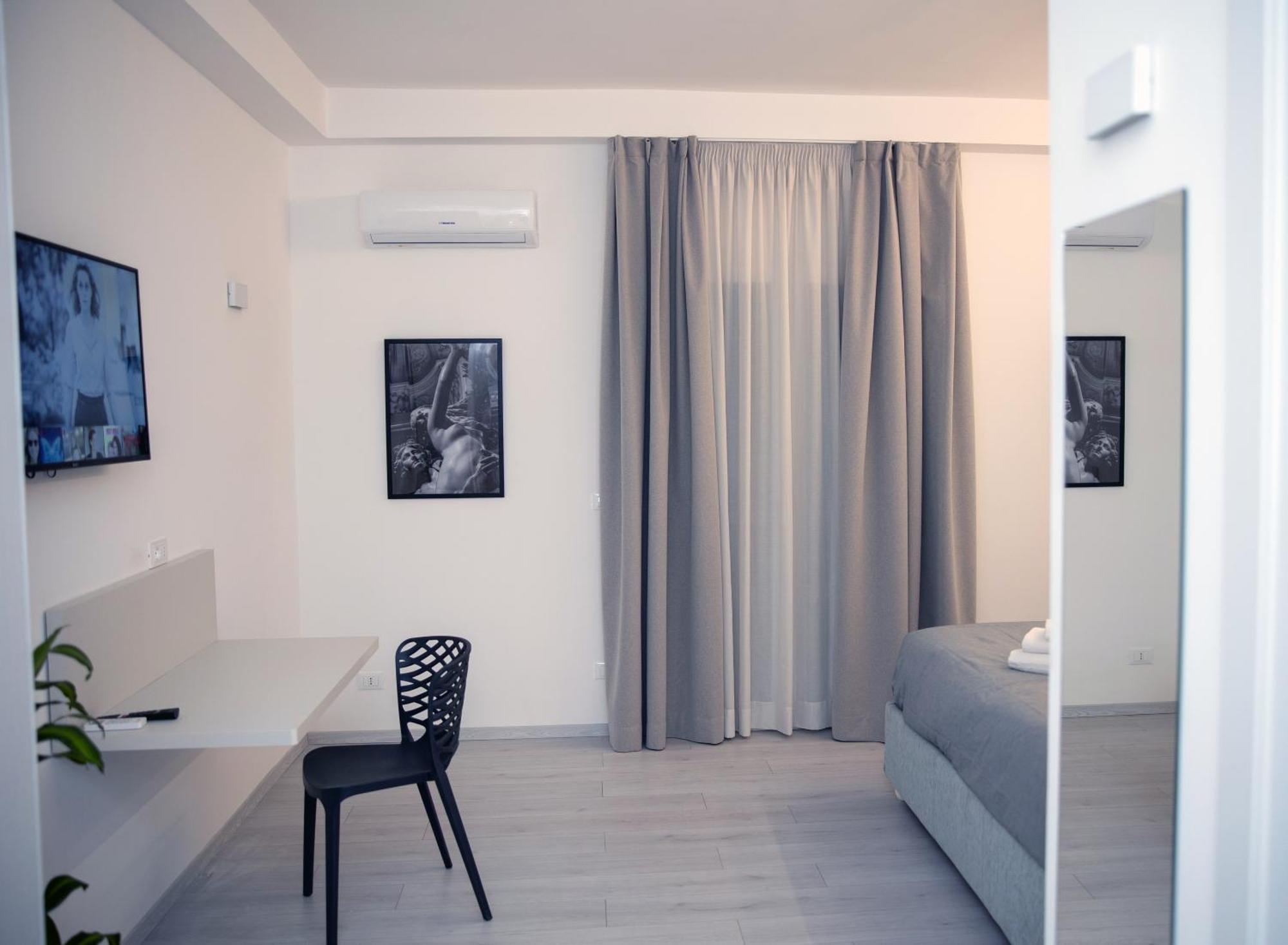 Affittacamere Mani - Camere Con Bagno Privato Gela Eksteriør bilde