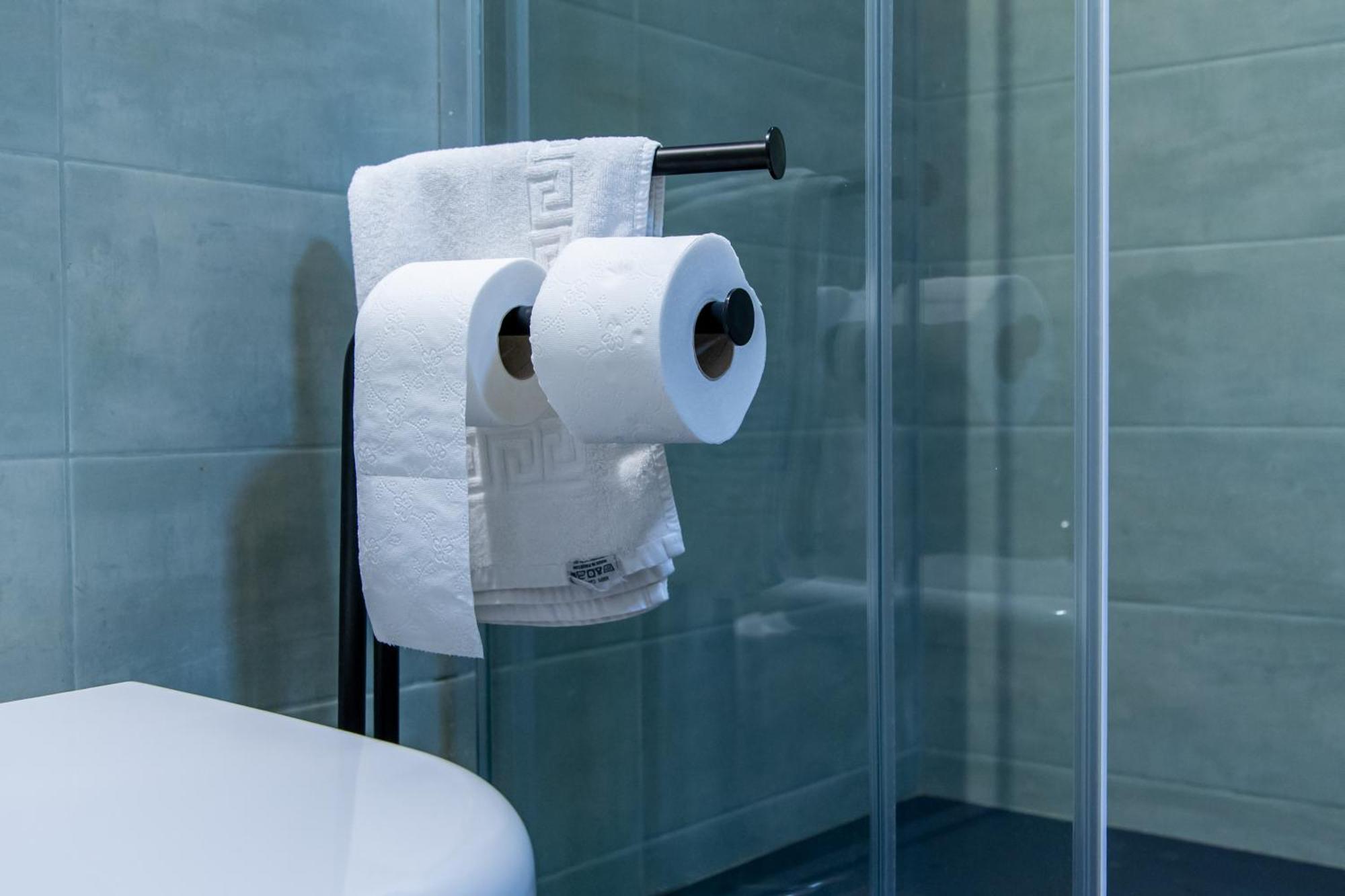 Affittacamere Mani - Camere Con Bagno Privato Gela Eksteriør bilde